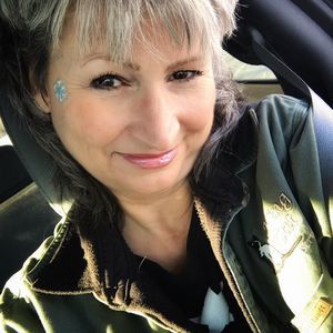 Meet your Posher, Cindy